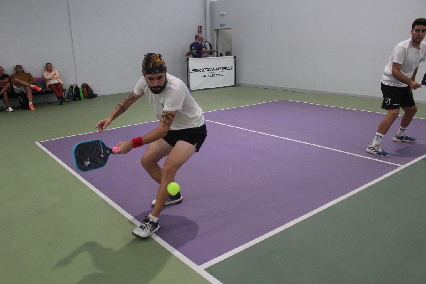 4 Seasons Autumn: Intensidad y diversión en el último torneo-del año en Vila Pickleball